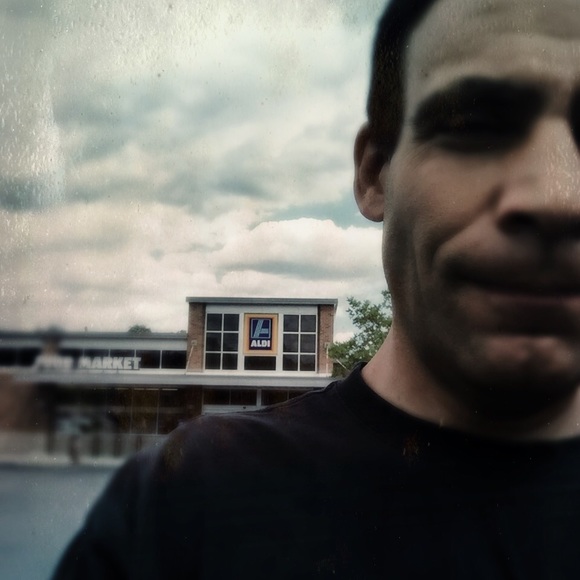 Meet your Posher, Craig - Picture 1 of 1